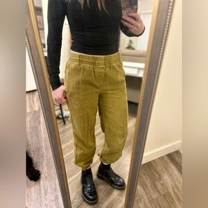 BDG Women’s Baggy Jogger Corduroy Pants - Olive Green